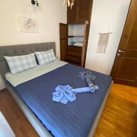 Irini Seaside Apartment PalaiónTsiflíkion Eksteriør billede