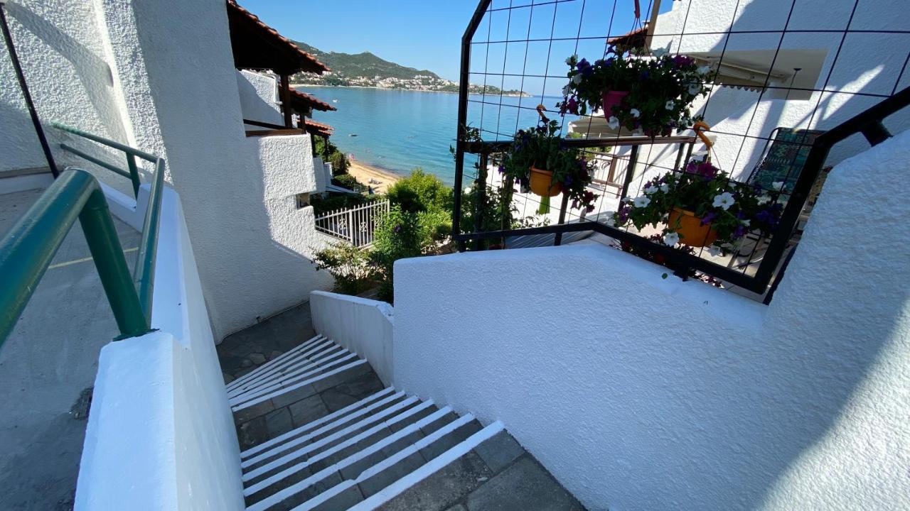 Irini Seaside Apartment PalaiónTsiflíkion Eksteriør billede