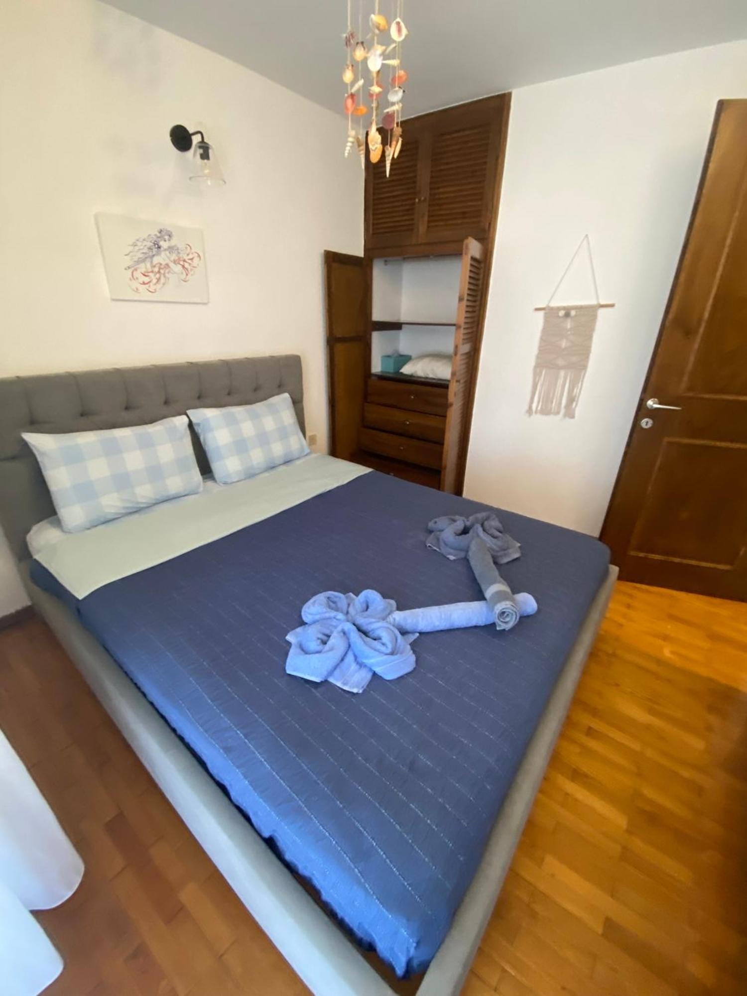 Irini Seaside Apartment PalaiónTsiflíkion Eksteriør billede